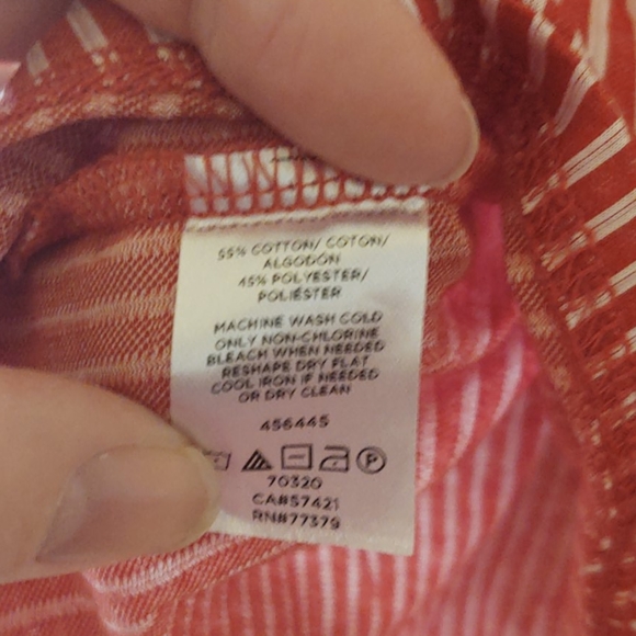 Great red striped shirt! - Picture 4 of 4